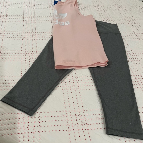 Adidas🧘‍♀️ - Picture 4 of 13